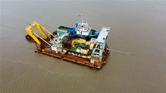 Tàu nén thổi Phú Xuân 39